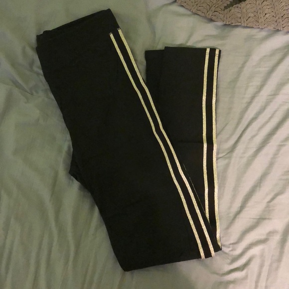 PINK Victoria's Secret Pants - Small Victoria secret leggings